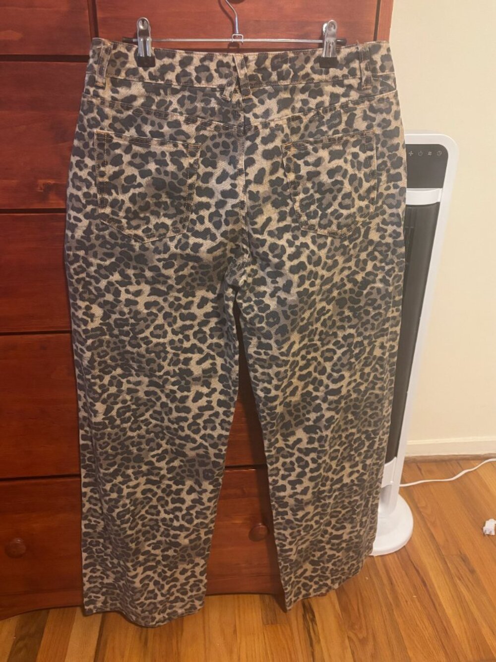 Lioness Top Model Jean in Leopard Print - Picture 3 of 4